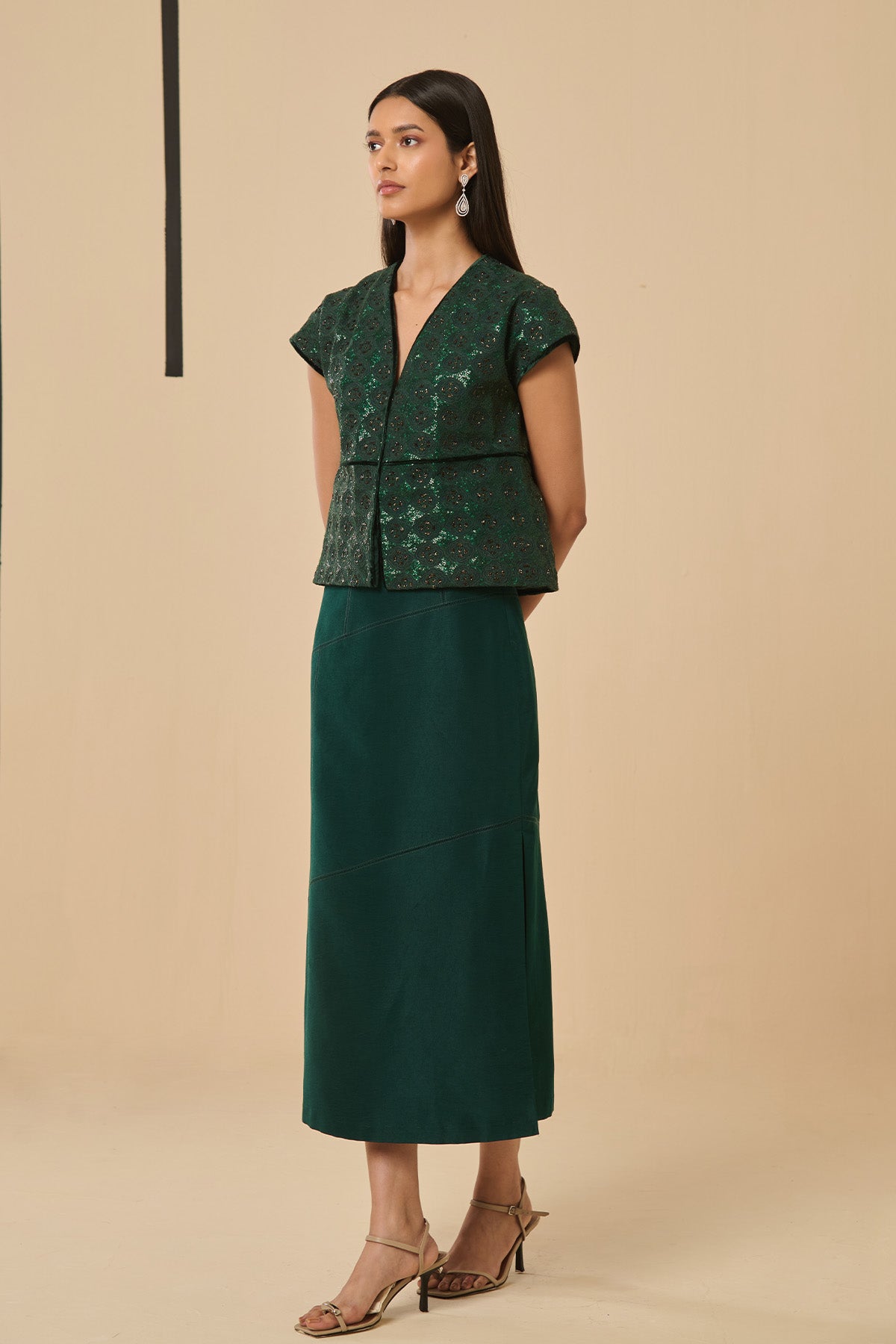 Tilt Skirt